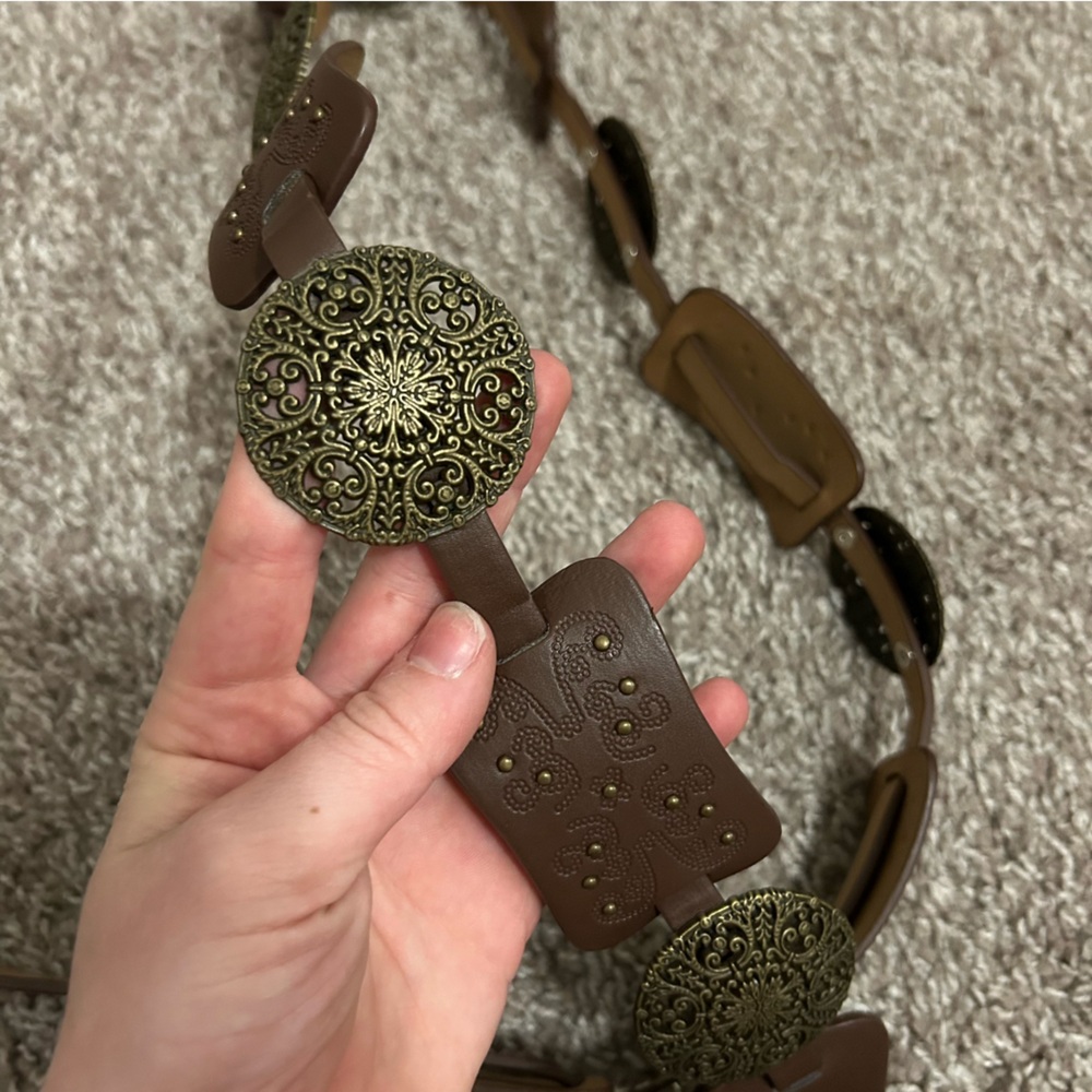 boho brown belt with flower detailing